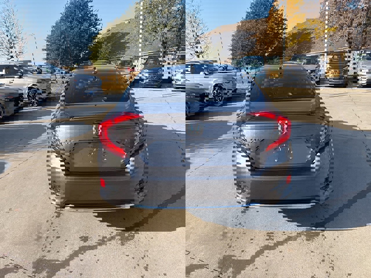 Used 2019 Honda Civic EX-L image 6