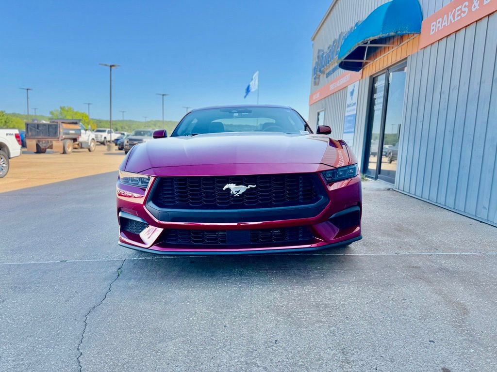Used 2025 Ford Mustang Premium RWD image 13