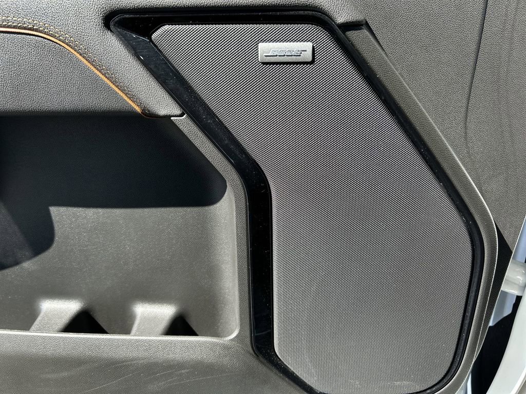 Used 2025 GMC Sierra 1500 AT4 w/ Technology Package AWD/4WD image 24