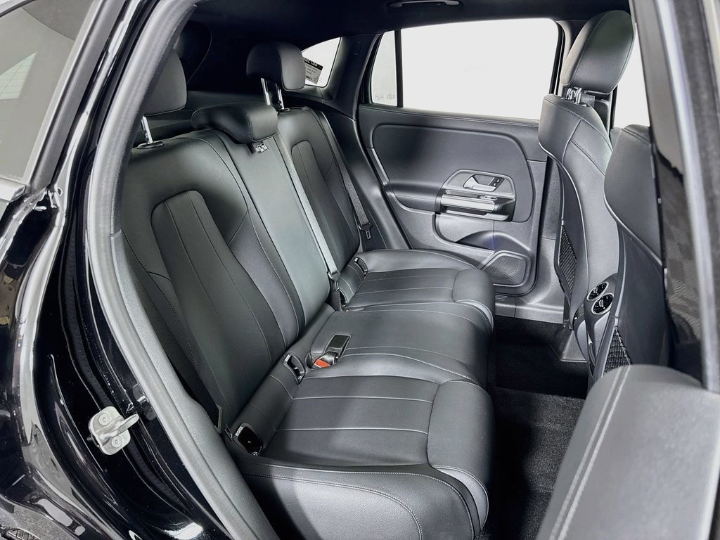 Used 2024 Mercedes-Benz GLA 250 image 33