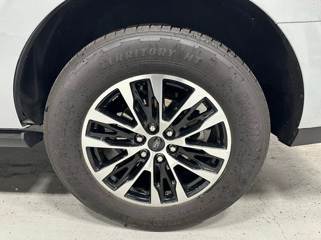 Used 2025 Ford Expedition Platinum image 66