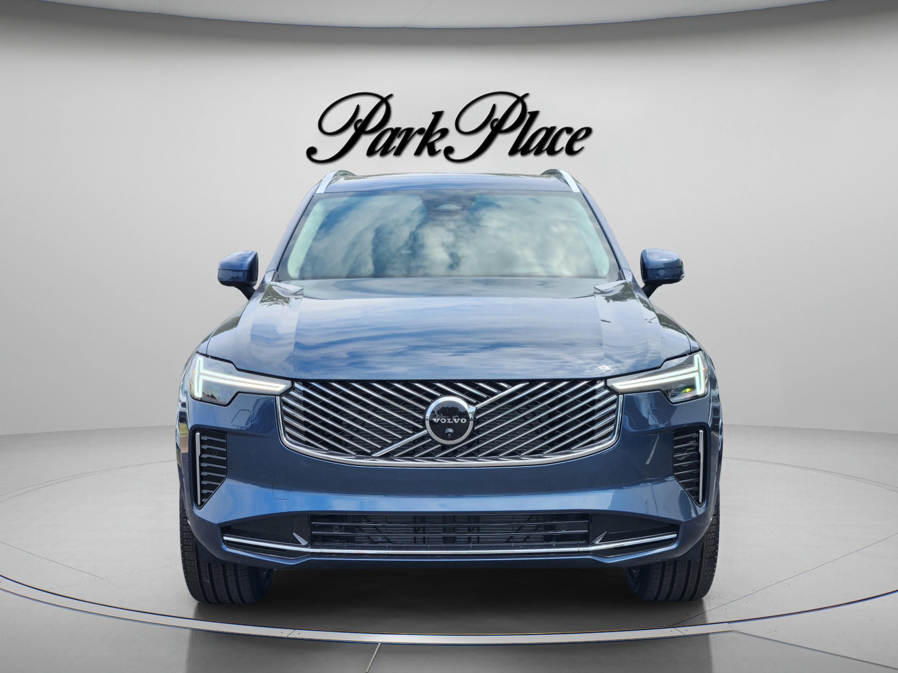 Used 2026 Volvo XC90 B5 Ultra w/ Protection Package Premier AWD/4WD image 9