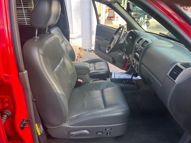 Used 2005 Chevrolet Colorado LS image 28