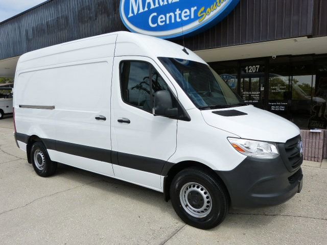 Used 2021 Mercedes-Benz Sprinter 1500 w/ Driver Convenience Package image 6