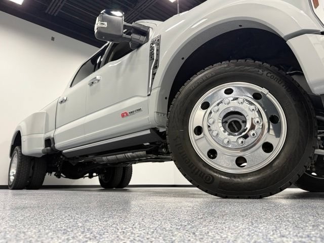 Certified 2026 Ford F450 Platinum w/ Platinum Plus Package AWD/4WD image 3