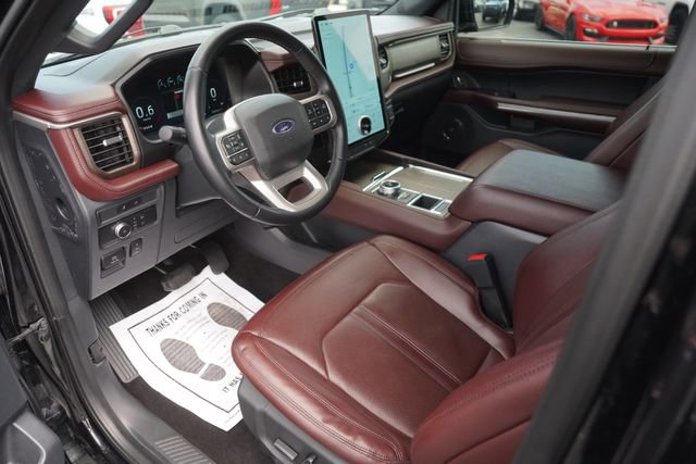 Used 2022 Ford Expedition Limited RWD image 8