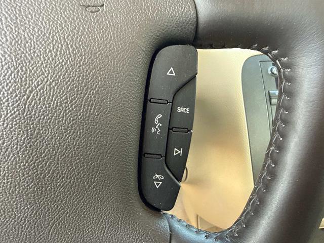 Used 2011 Buick Lucerne CXL w/ Driver Confidence Package image 18