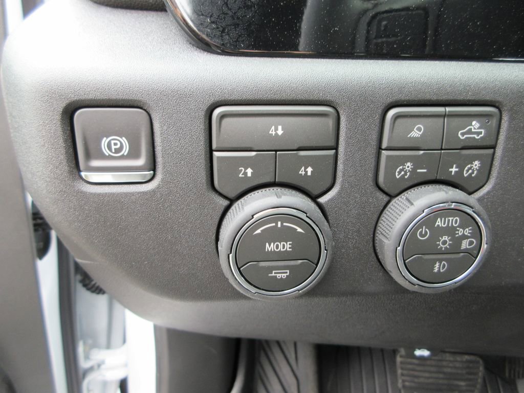 New 2026 Chevrolet Silverado 3500 LT w/ Trail Boss Package AWD/4WD image 26