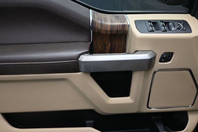 Used 2019 Ford F150 Lariat AWD/4WD image 17