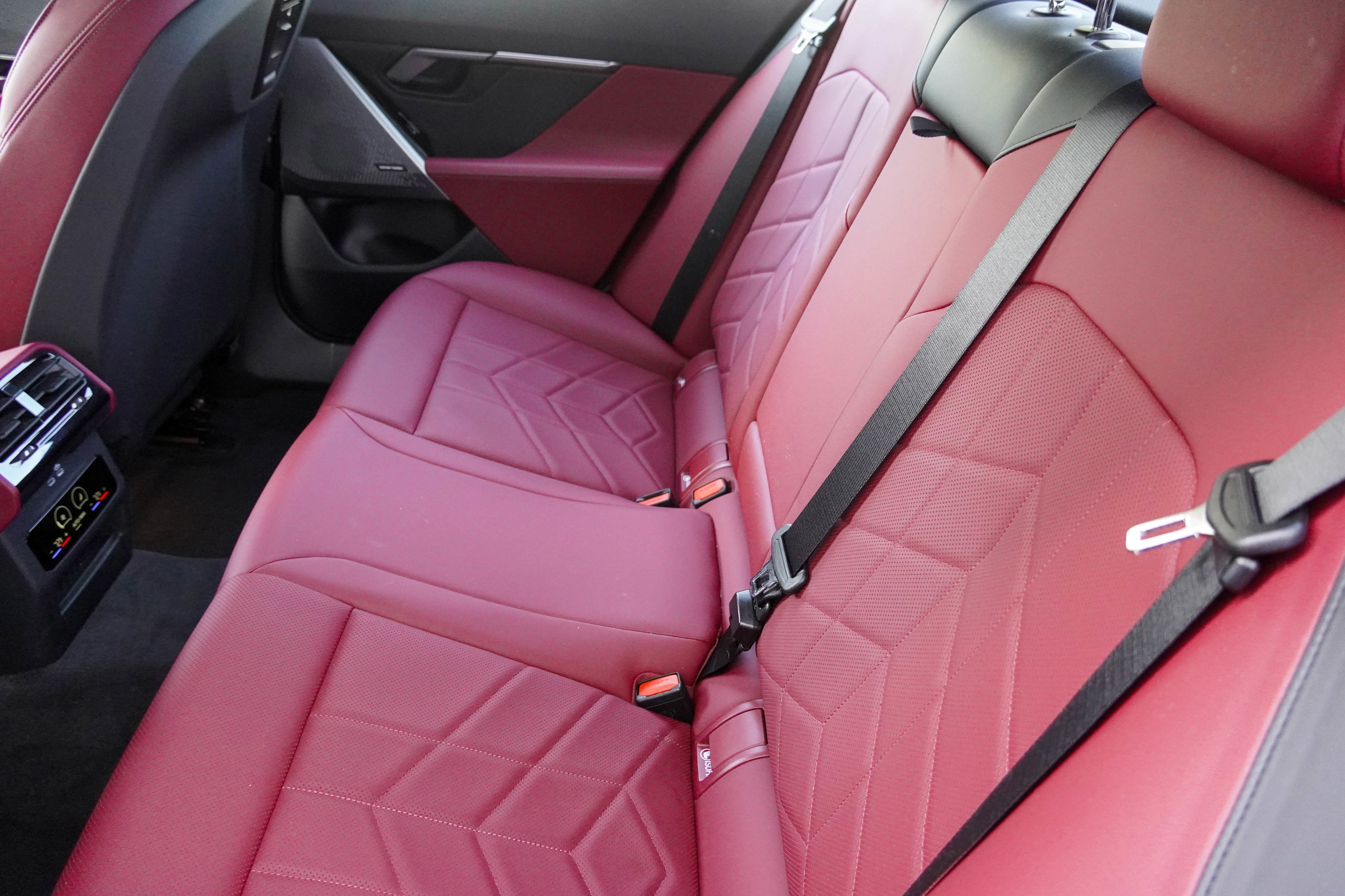 Used 2026 BMW 540i xDrive 540i xDrive image 37