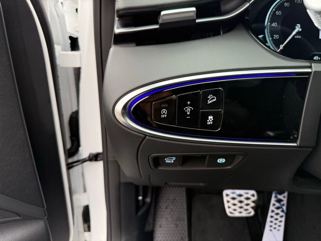 Used 2025 Genesis GV70 3.5T Sport w/ Sport Prestige Package image 18