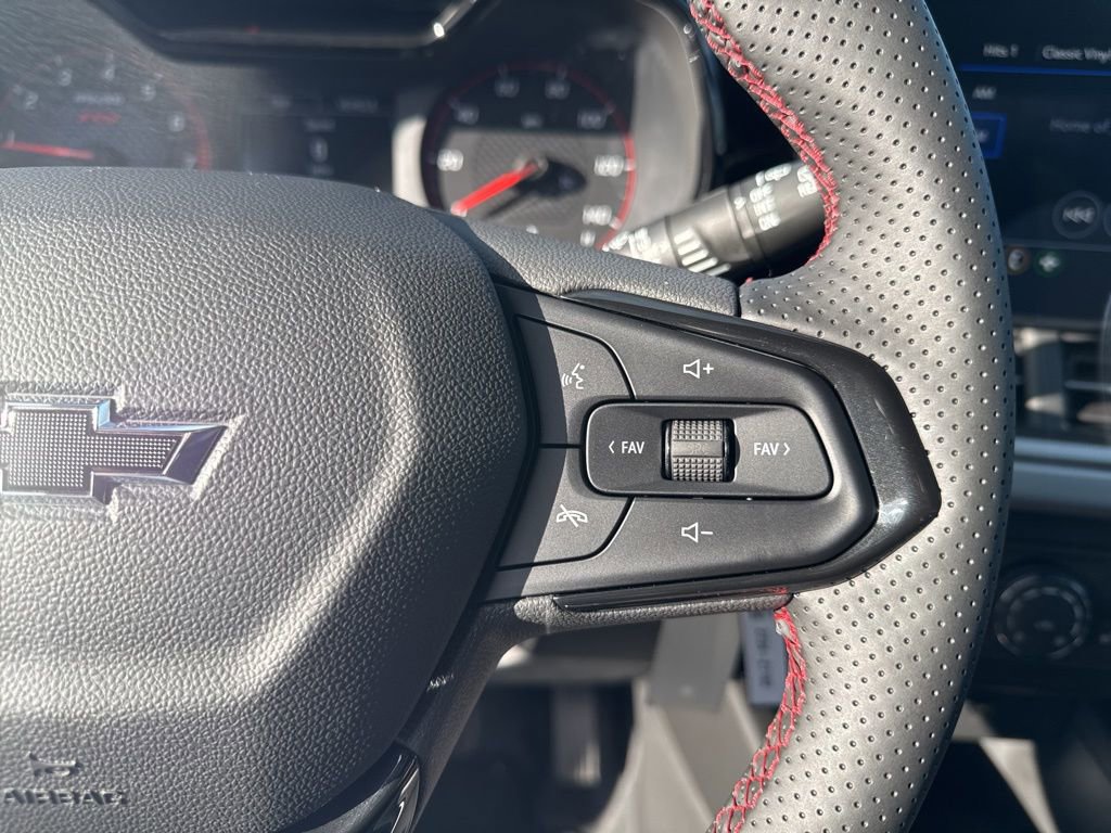 New 2026 Chevrolet Trax RS FWD image 15