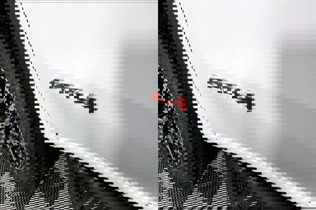 New 2026 GMC Sierra 1500 AT4 image 9