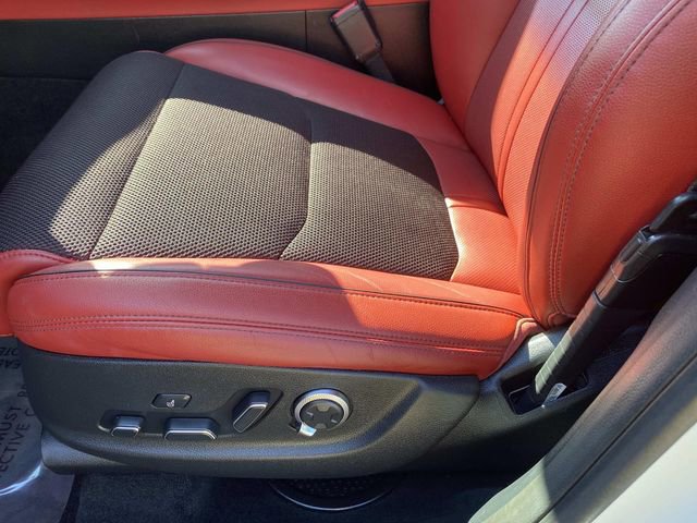 Used 2023 Genesis GV70 2.5T w/ Sport Prestige Package AWD/4WD image 21