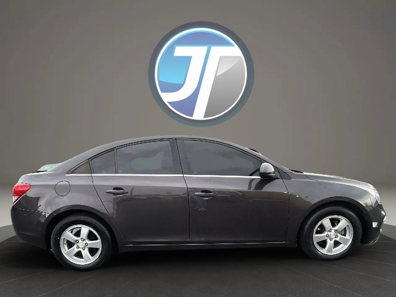 Used 2016 Chevrolet Cruze LT image 4