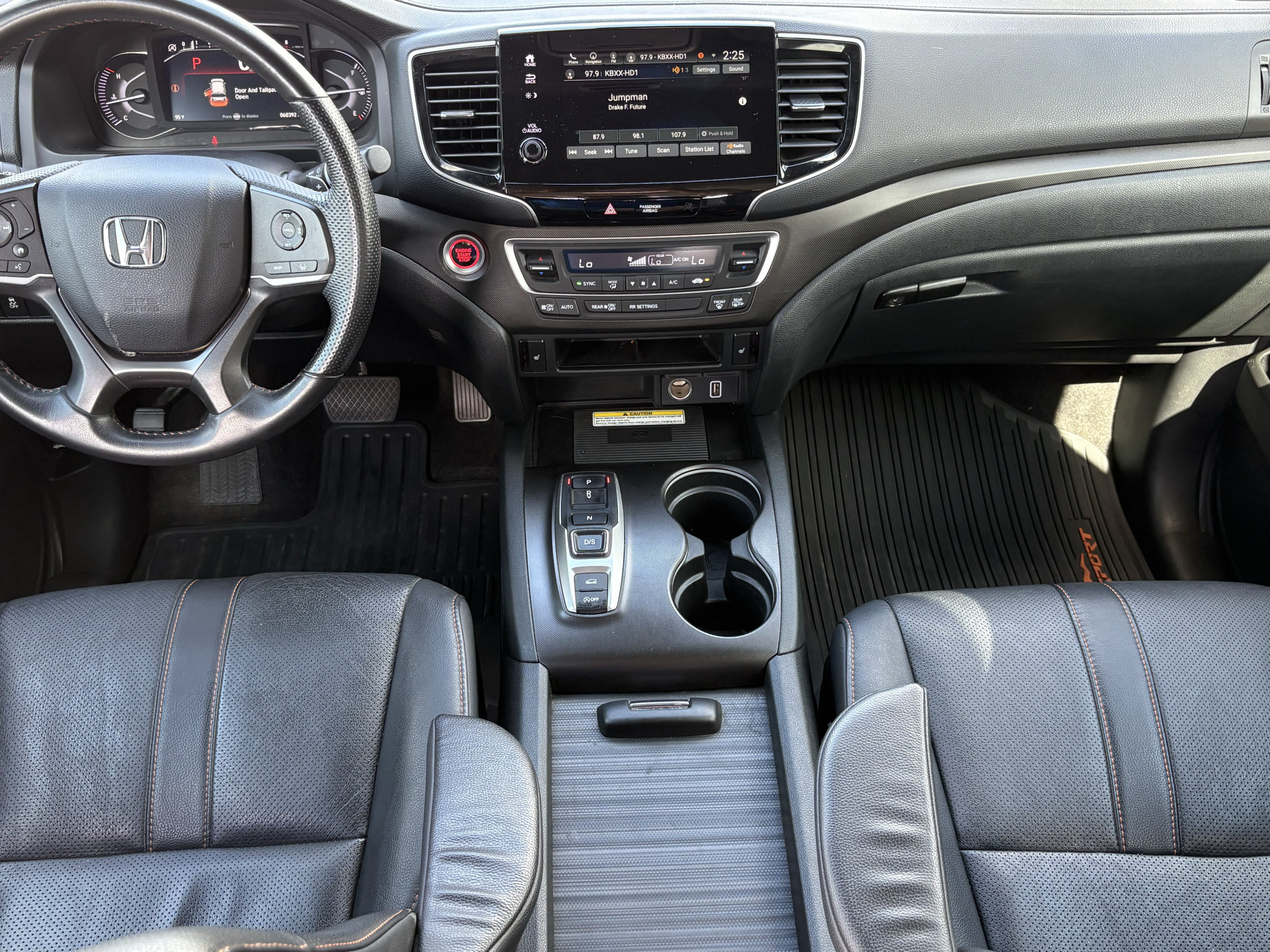 Certified 2023 Honda Passport TrailSport image 2