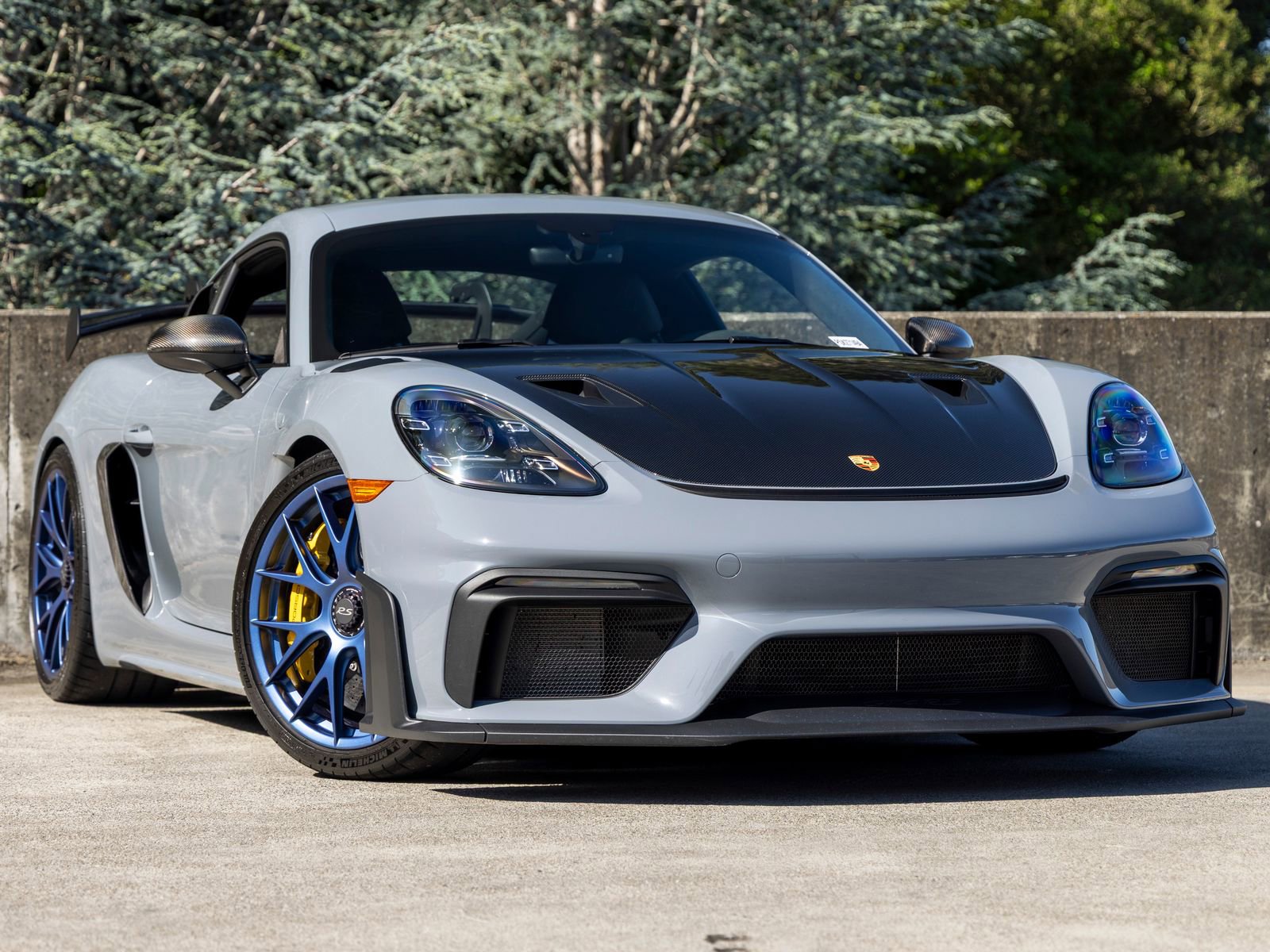 Certified 2025 Porsche 718 Cayman GT4 RS RWD image 6