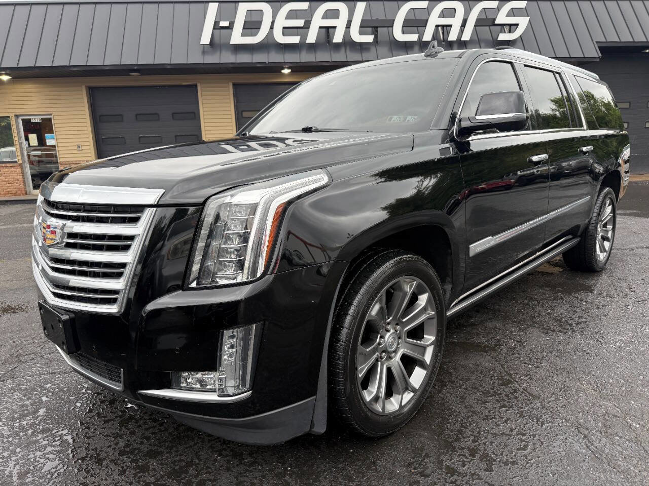 Used 2016 Cadillac Escalade ESV Platinum AWD/4WD image 57
