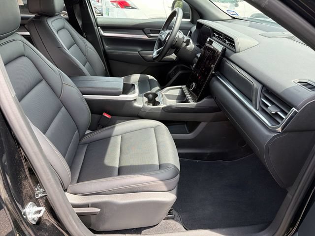 Used 2026 GMC Terrain Elevation w/ Elevation Premium Package FWD image 27