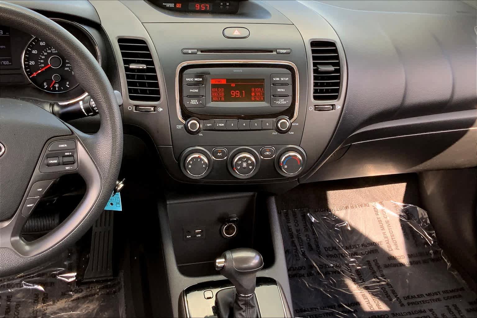 Used 2018 Kia Forte LX FWD image 7
