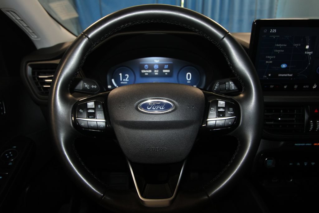Used 2024 Ford Escape Active w/ Tech Pack #2 AWD/4WD image 12