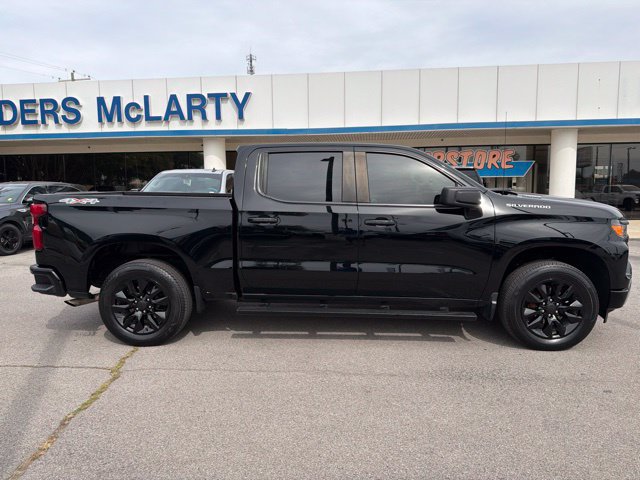 Used 2024 Chevrolet Silverado 1500 Custom AWD/4WD image 18