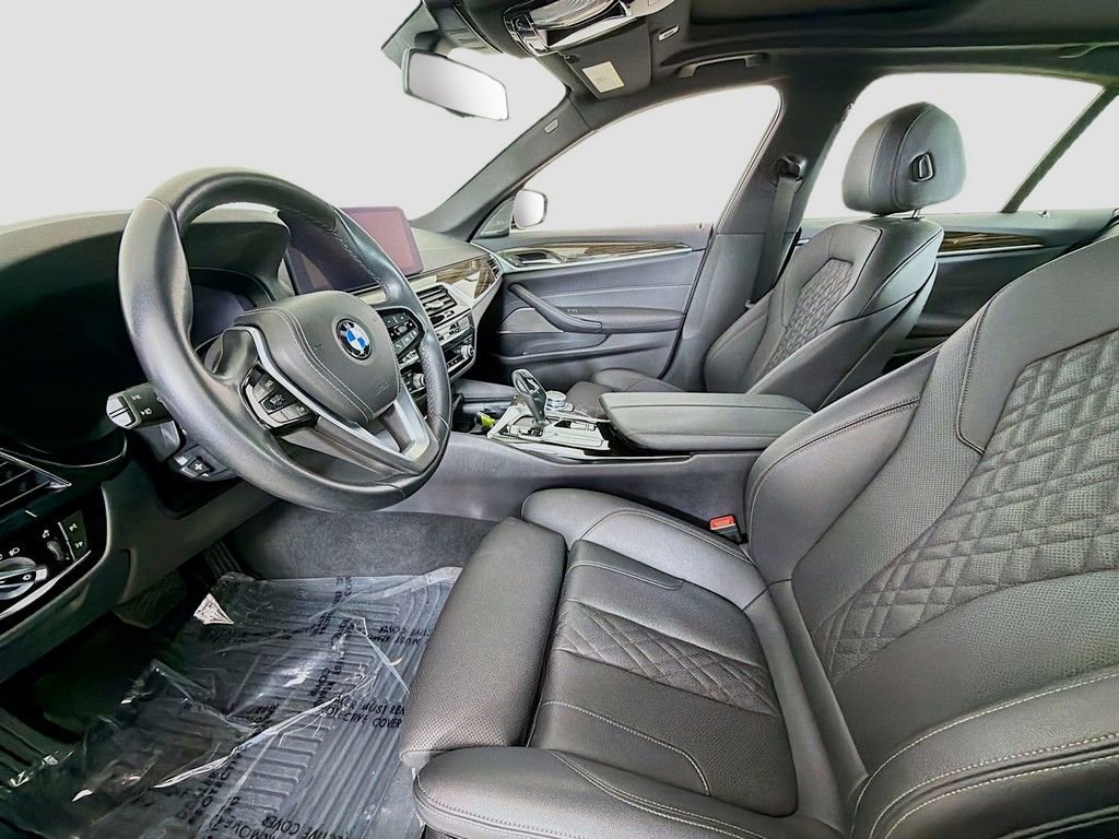 Used 2022 BMW 530i xDrive w/ Premium Package image 22
