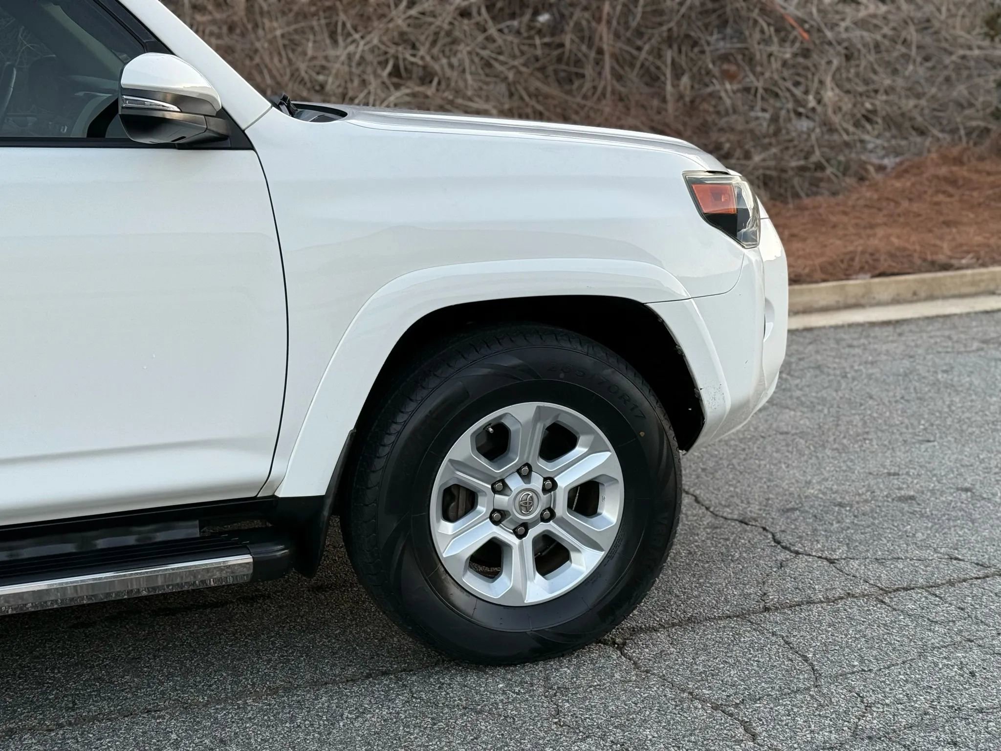 Used 2014 Toyota 4Runner SR5 Premium image 9