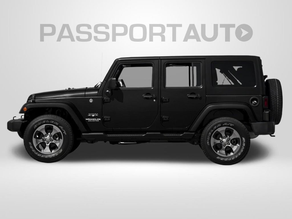 Used 2015 Jeep Wrangler Unlimited Sahara AWD/4WD image 4