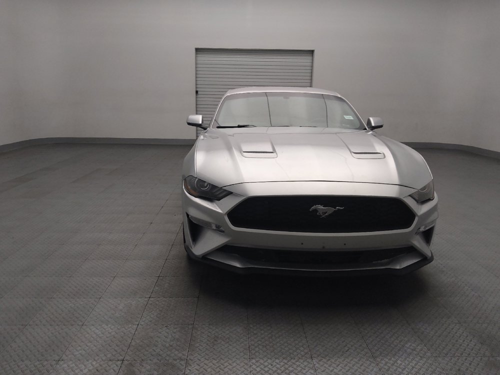 Used 2019 Ford Mustang Premium RWD image 14