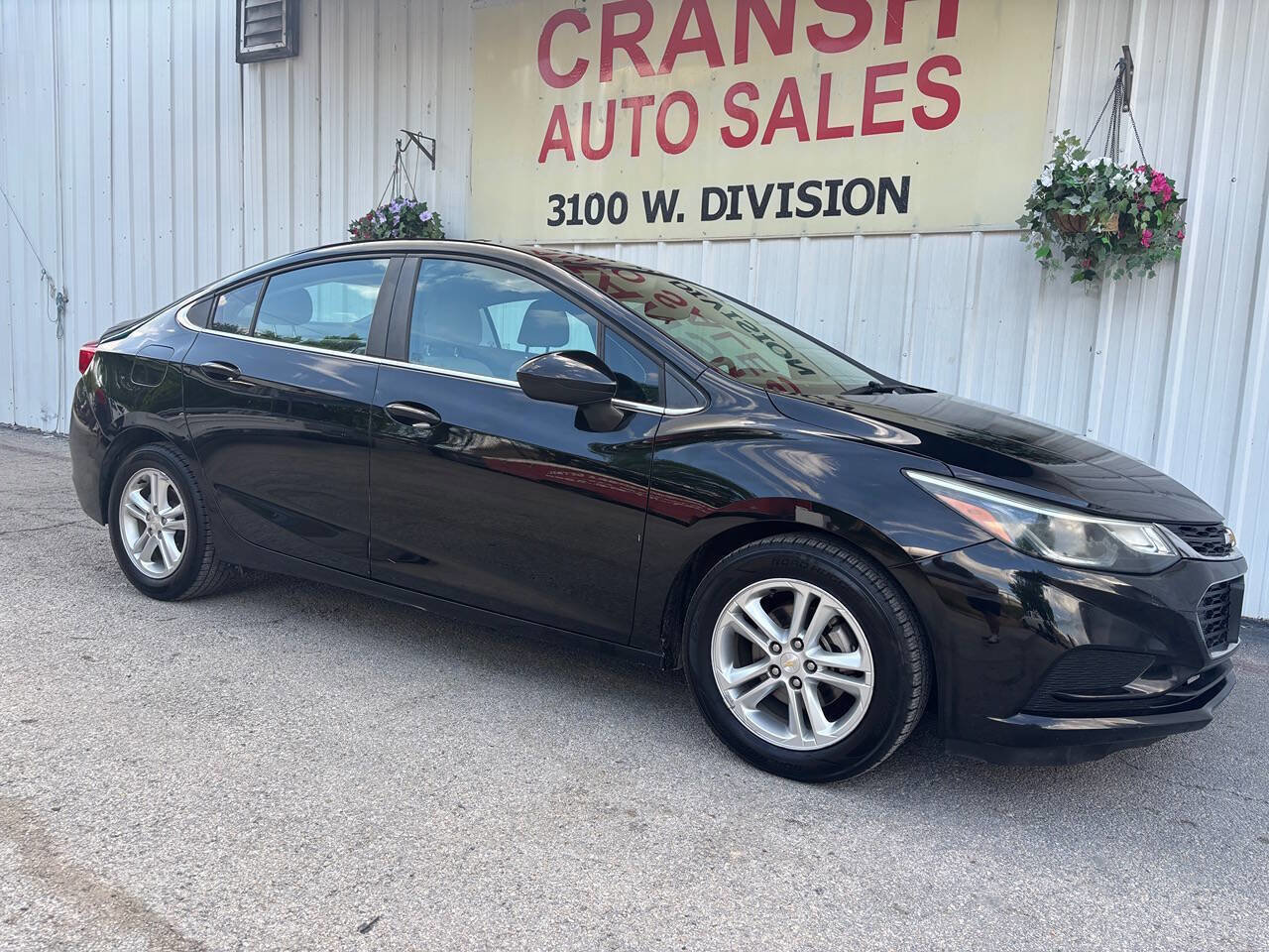 Used 2018 Chevrolet Cruze LT image 13