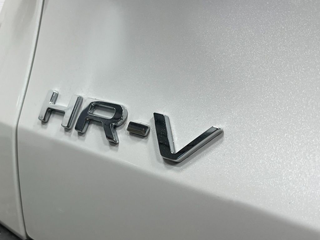 New 2026 Honda HR-V LX image 6