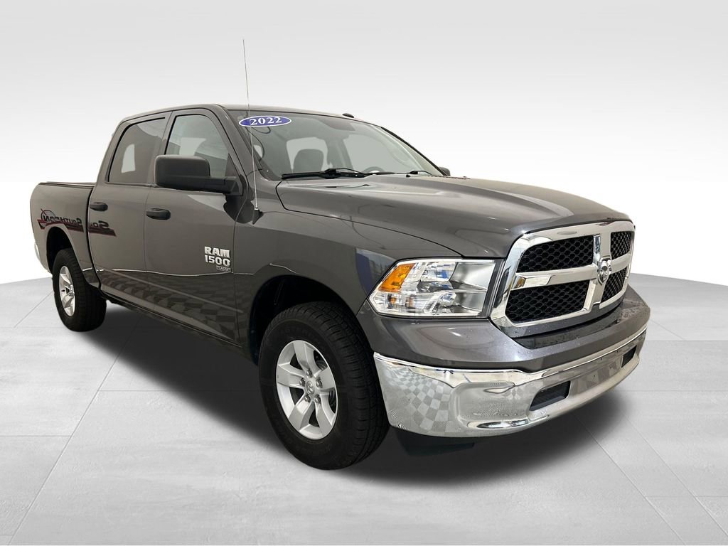 Used 2022 RAM 1500 Classic SLT AWD/4WD image 9