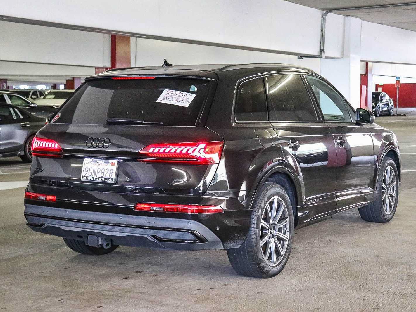 Used 2023 Audi Q7 2.0T Premium Plus w/ Premium Plus Package AWD/4WD image 4