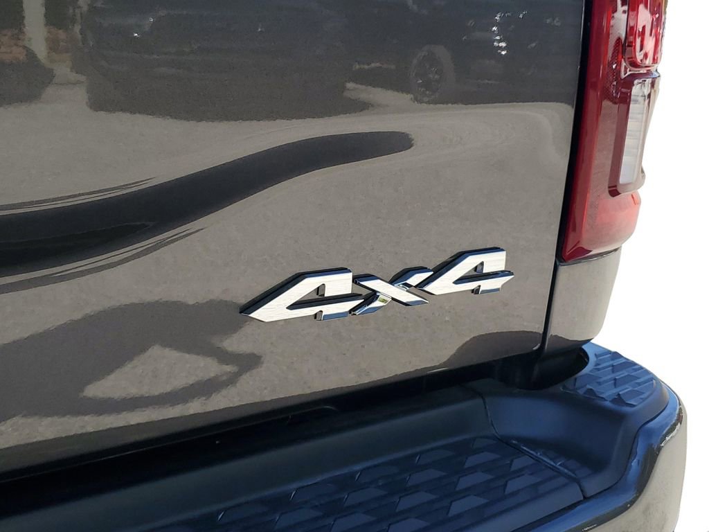 New 2025 RAM 2500 Laramie AWD/4WD image 5