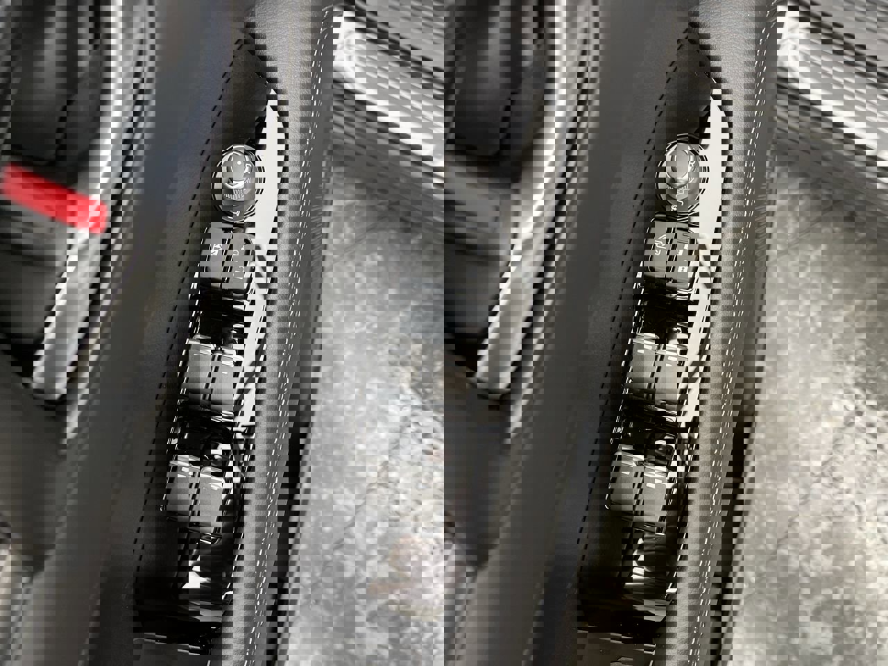 Used 2025 MAZDA CX-5 AWD 2.5 S w/ Premium Plus Pkg image 8