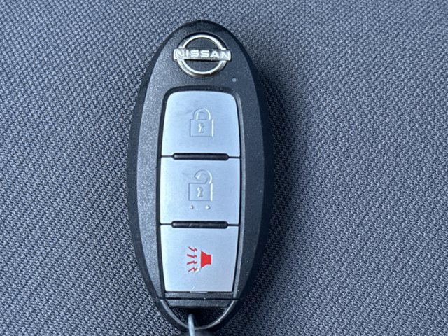 Used 2024 Nissan Frontier SV RWD image 22