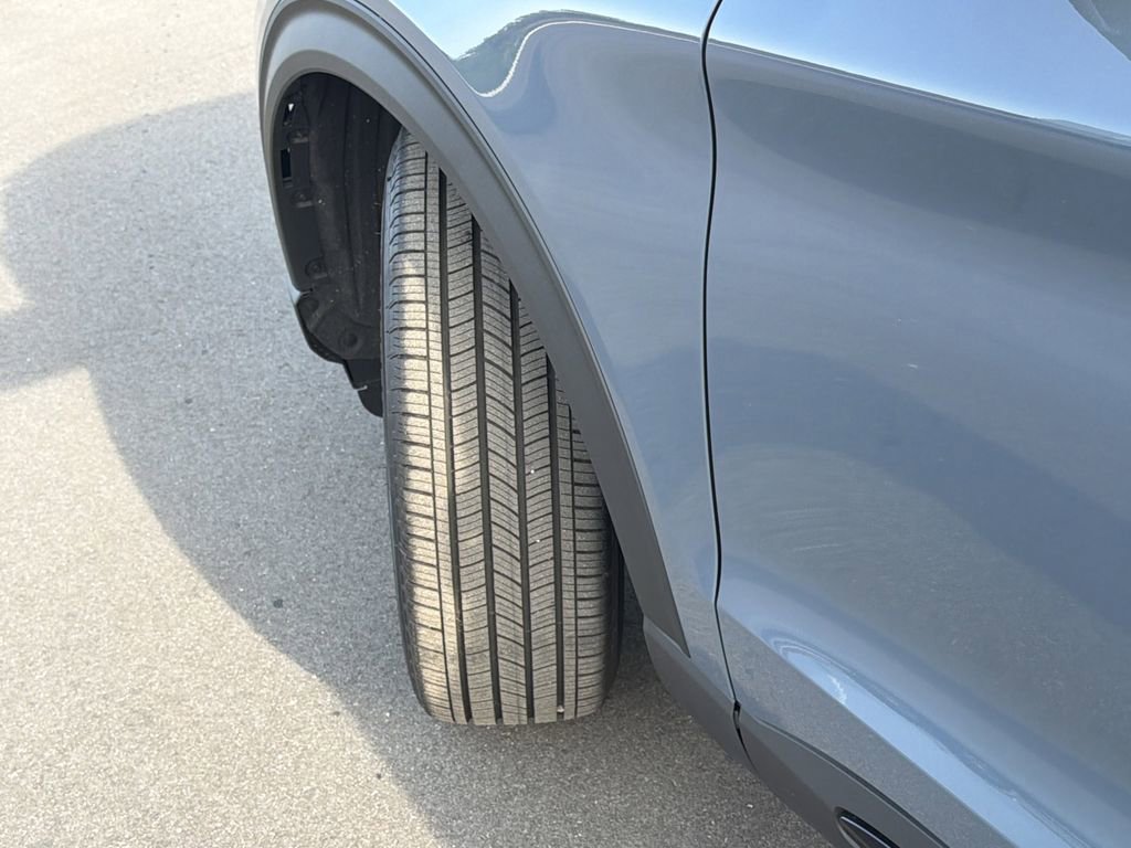 Certified 2025 Ford Explorer ST-Line w/ Premium Package image 35