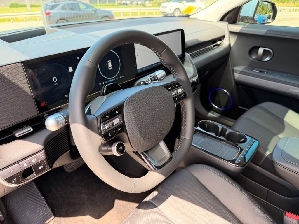 Used 2026 Hyundai Ioniq 5 Limited AWD/4WD image 28