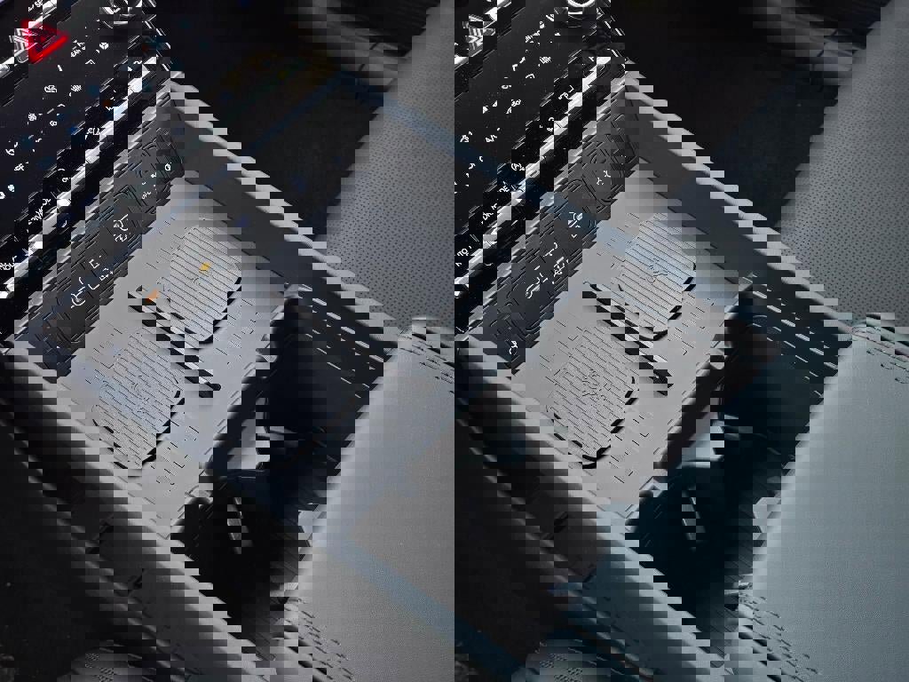 New 2025 Hyundai Santa Fe Calligraphy image 17