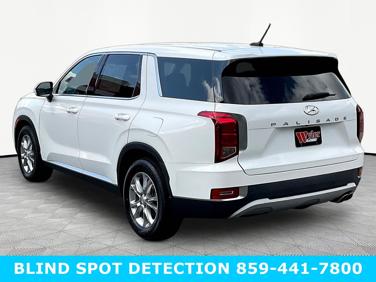 Used 2022 Hyundai Palisade SE FWD image 4