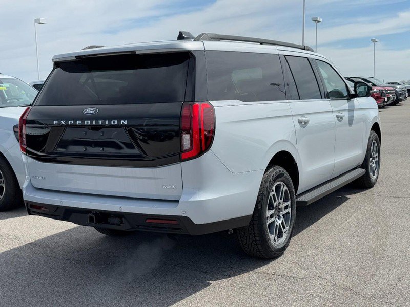 New 2026 Ford Expedition Max Active AWD/4WD image 3