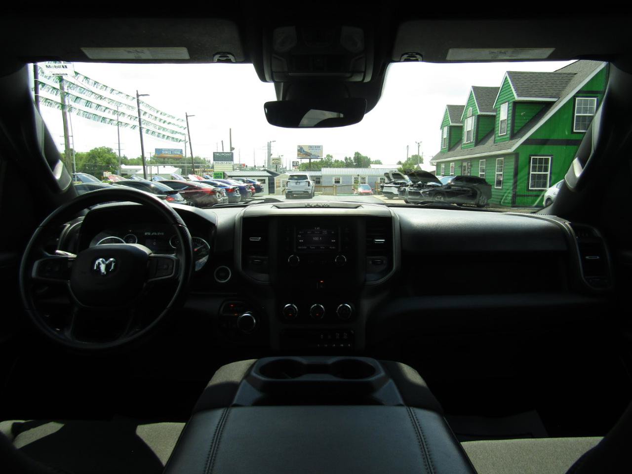 Used 2023 RAM 1500 Tradesman AWD/4WD image 13