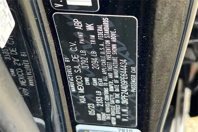 Used 2023 Kia Forte LXS image 41