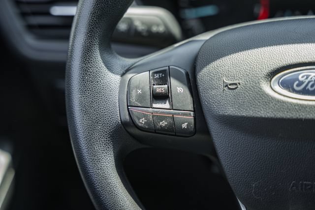 Used 2020 Ford Escape SE FWD image 22