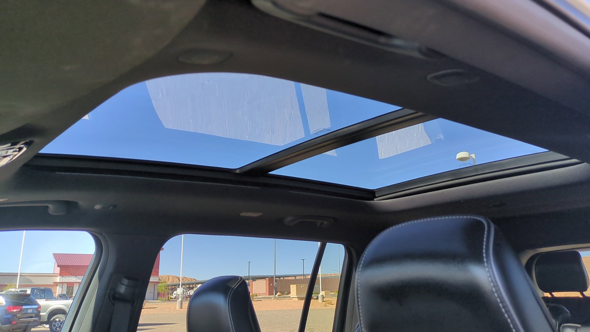 Used 2023 Jeep Grand Cherokee L Overland image 15