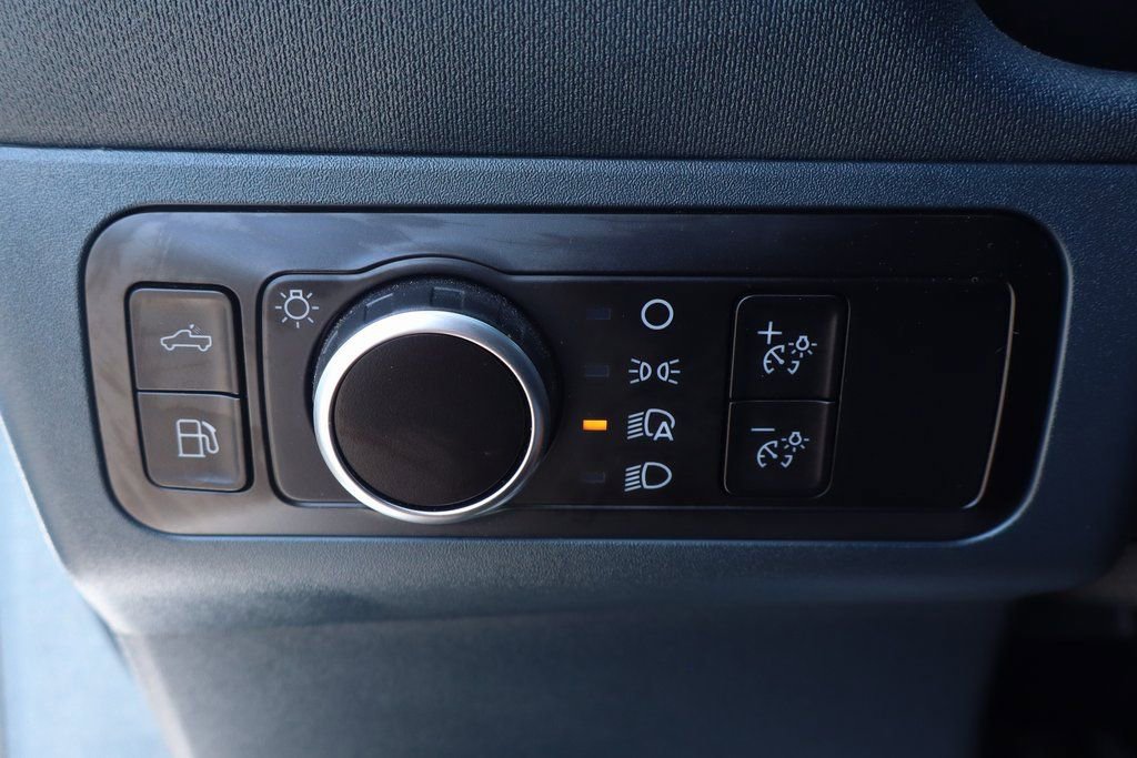 Used 2023 Ford Maverick XL image 18