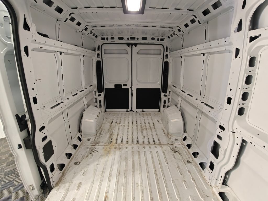 Used 2024 RAM ProMaster 2500 w/ Convenience Group FWD image 20