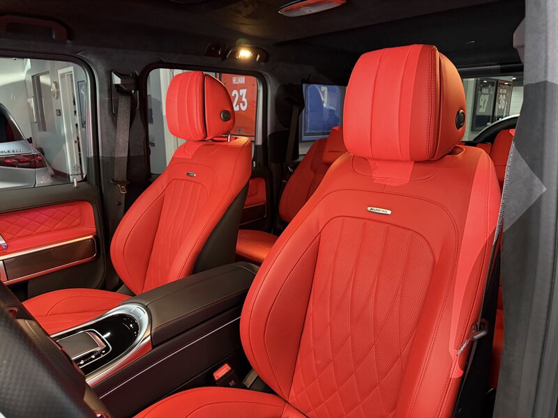 Used 2025 Mercedes-Benz G 63 AMG 4MATIC image 9