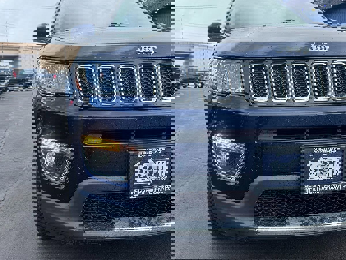 Used 2019 Jeep Compass Limited image 3